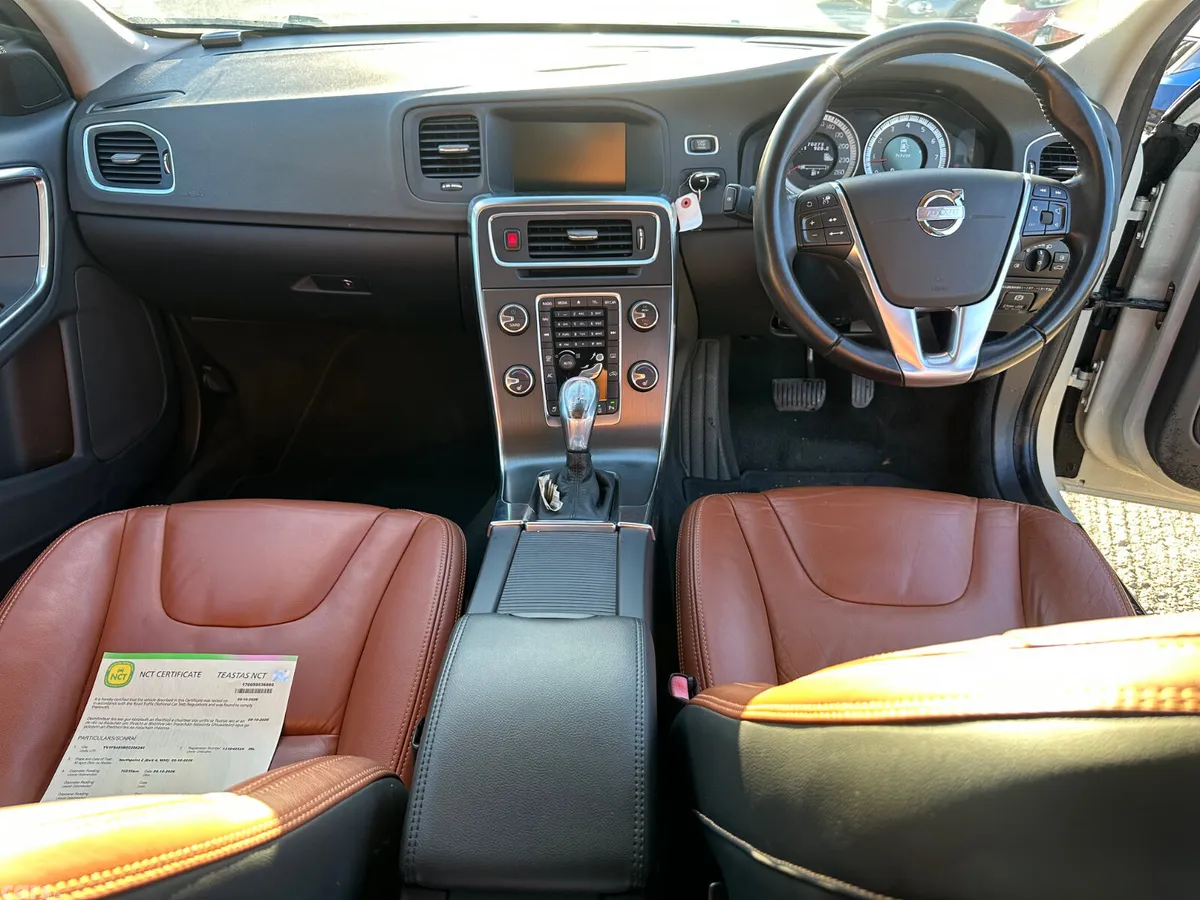 Volvo S60 Saloon, Petrol, 2013, Silver