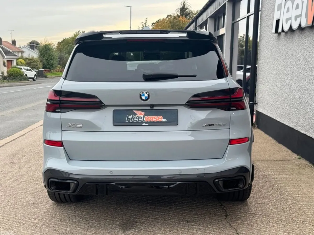 BMW X5 SUV, Diesel Hybrid, 2023, Grey