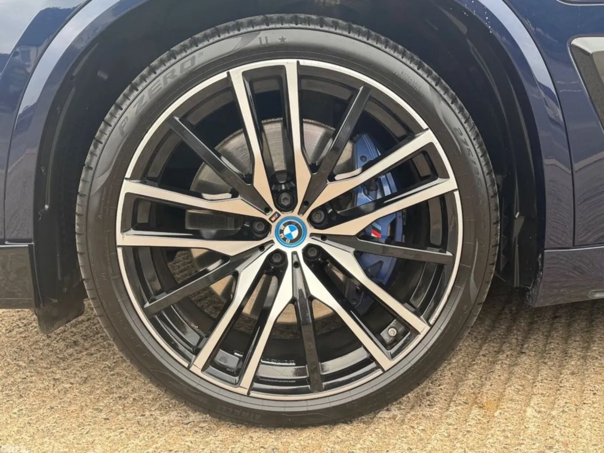 BMW X5 SUV, Petrol Hybrid, 2023, Blue
