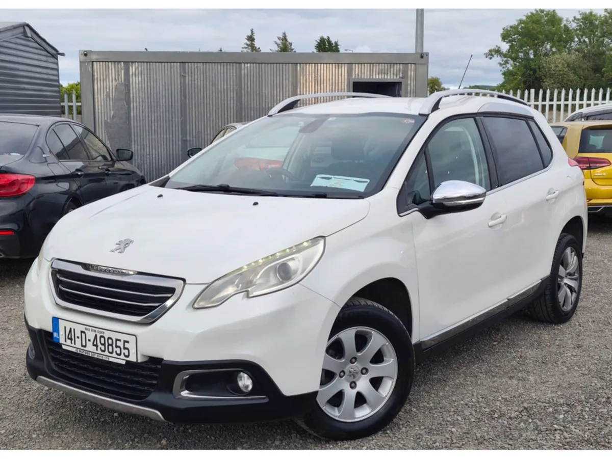 Peugeot 2008 Hatchback, Petrol, 2014, White