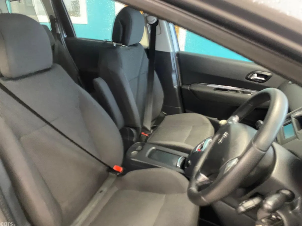 Peugeot 5008 MPV, Diesel, 2015, Grey