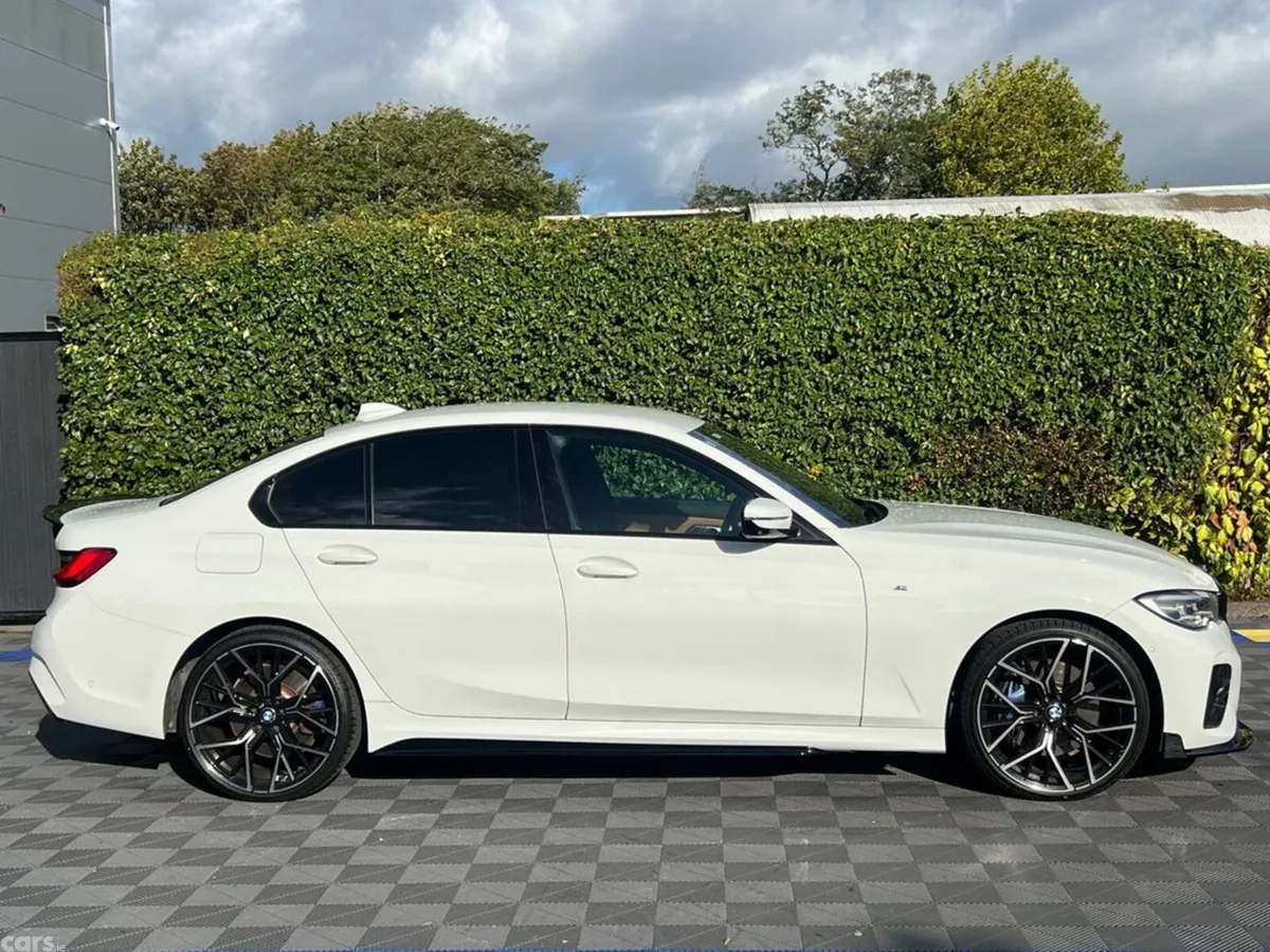 BMW 3-Series Saloon, Petrol Plug-in Hybrid, 2021, White