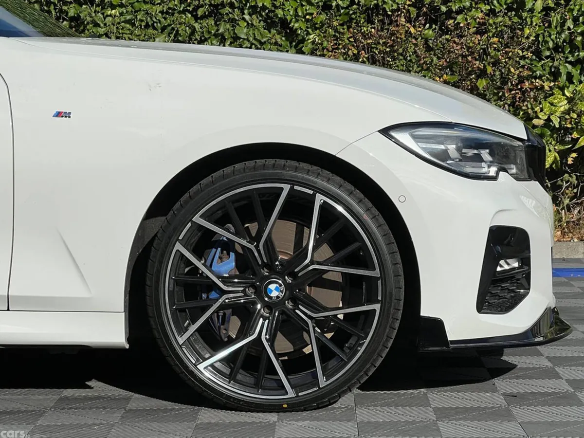 BMW 3-Series Saloon, Petrol Plug-in Hybrid, 2021, White