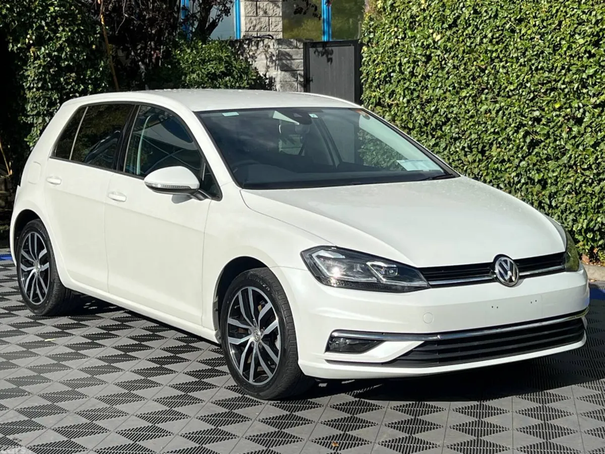 Volkswagen Golf Hatchback, Petrol, 2019, White
