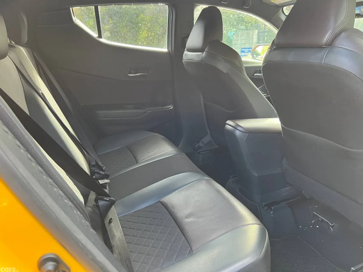 Toyota C-HR Hatchback, Petrol Hybrid, 2017, Yellow