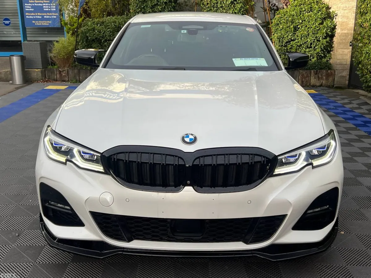 BMW 3-Series Saloon, Petrol Plug-in Hybrid, 2021, White