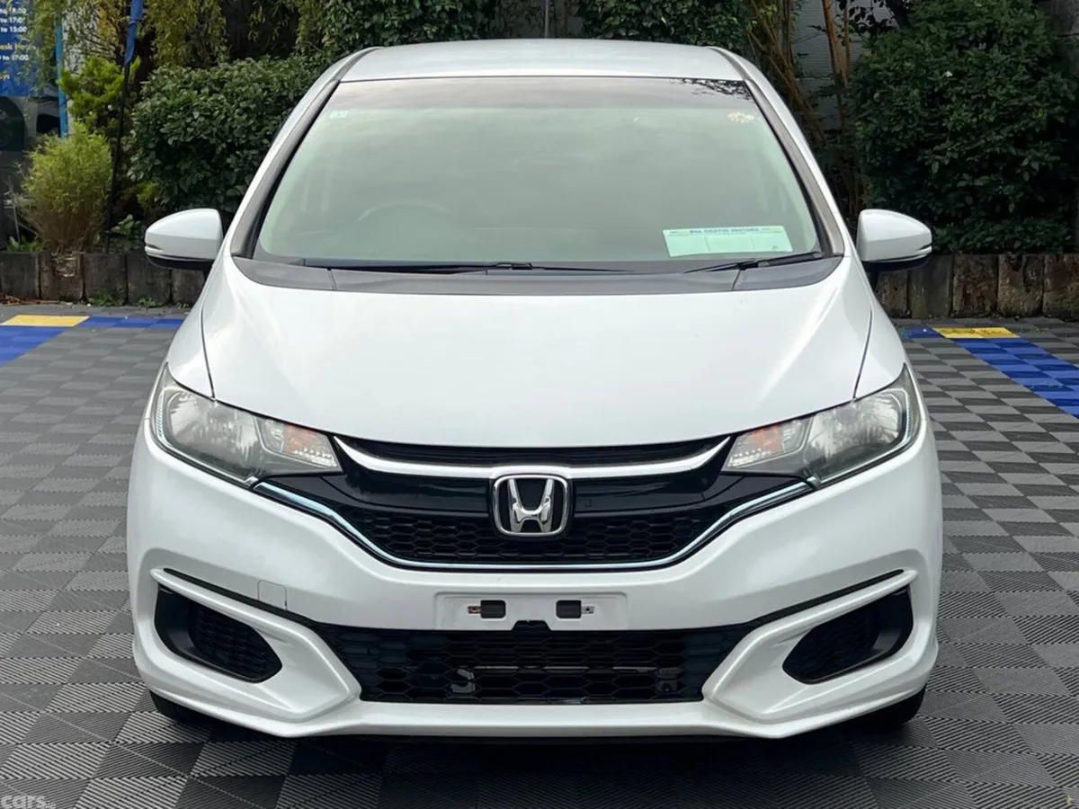 Honda Fit Hatchback, Petrol Hybrid, 2019, White