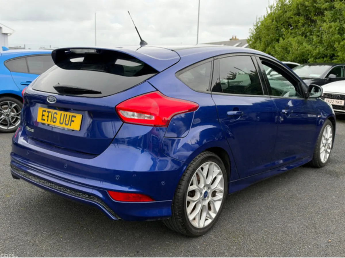 Ford Focus Hatchback, Diesel, 2016, Blue