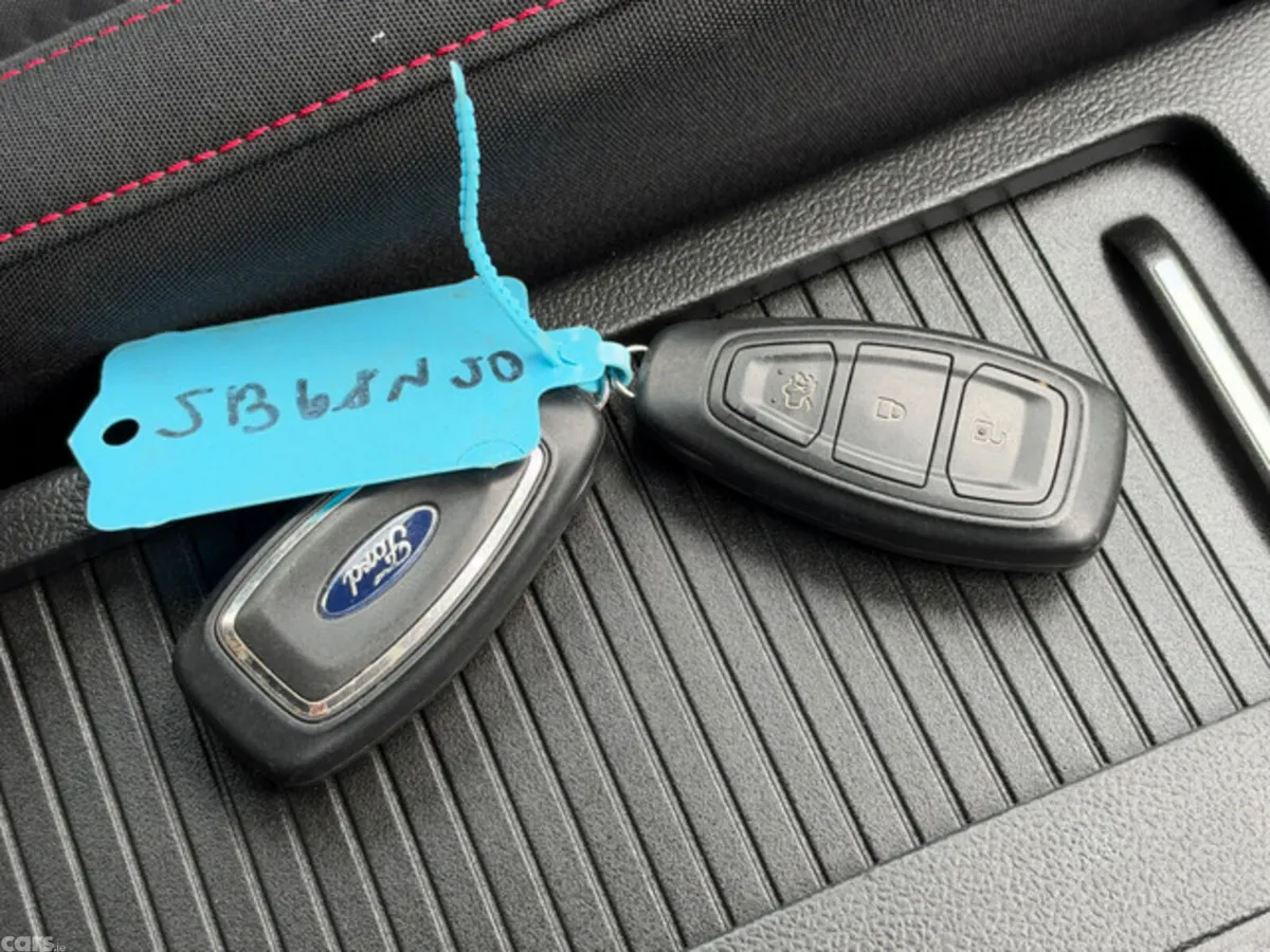 Ford Focus Hatchback, Diesel, 2019, Blue