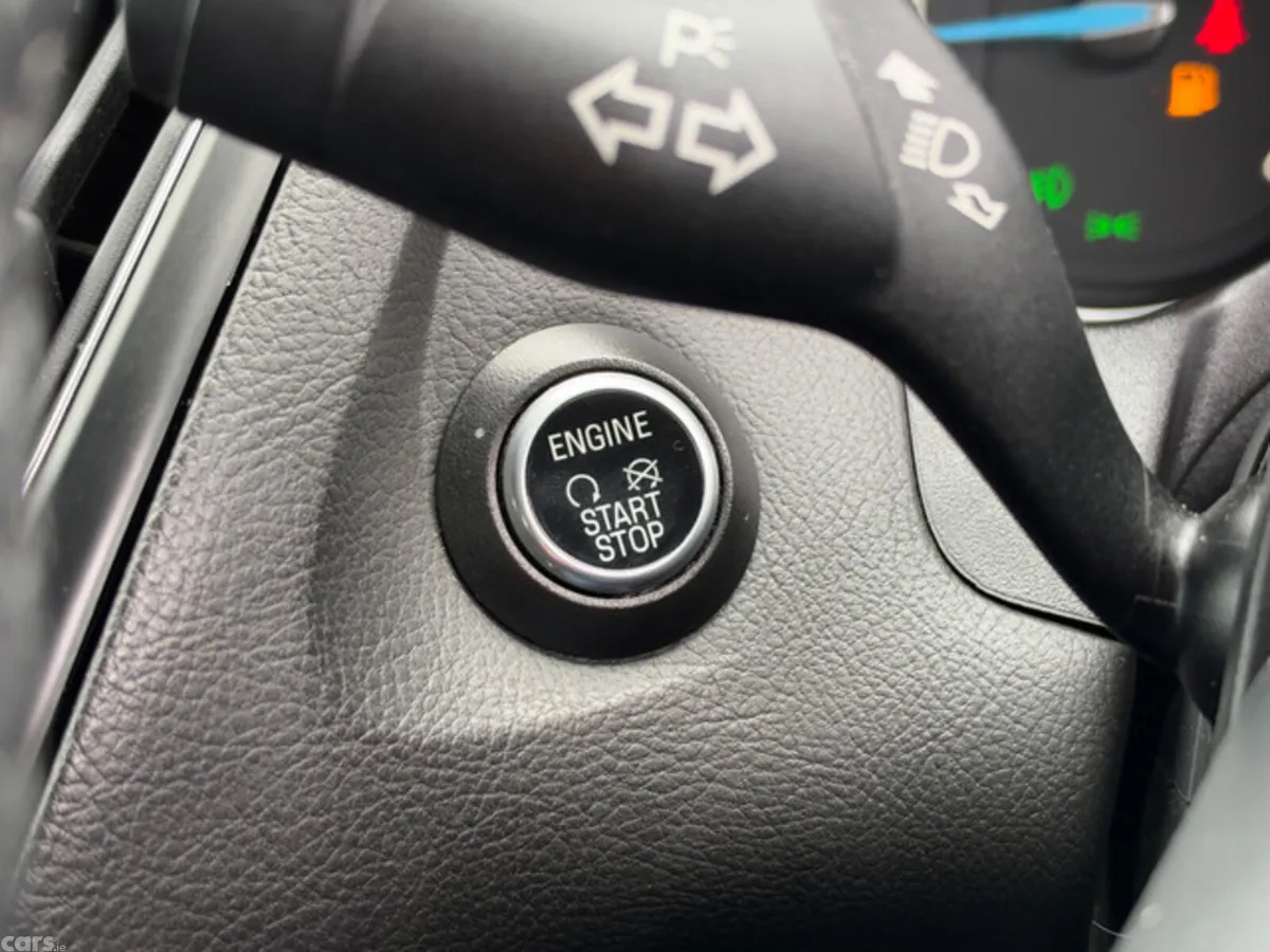 Ford Focus Hatchback, Diesel, 2016, Blue