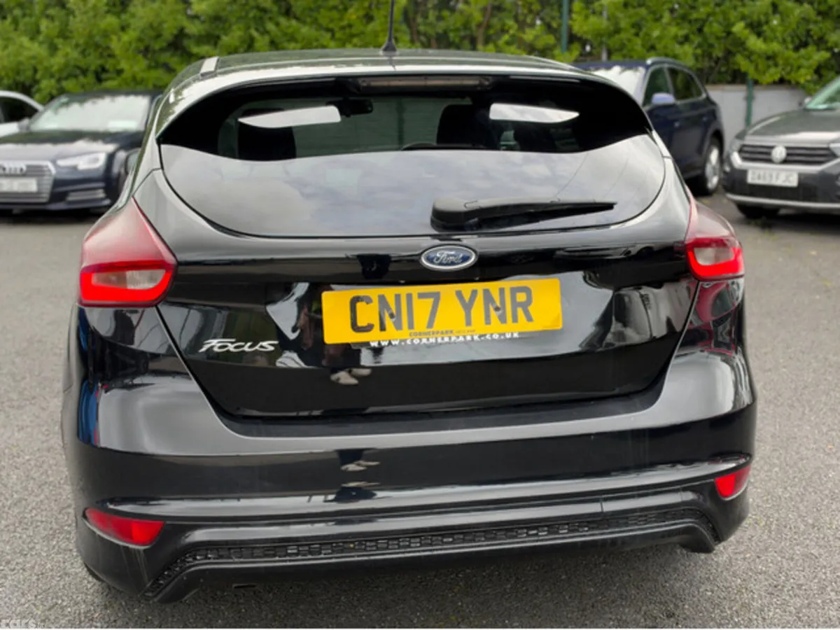 Ford Focus Hatchback, Diesel, 2017, Black