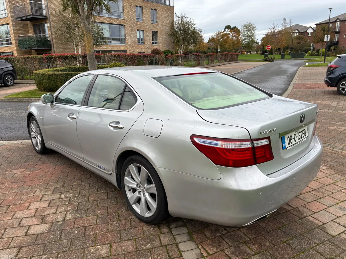 Lexus LS Saloon, Petrol Hybrid, 2008, Silver
