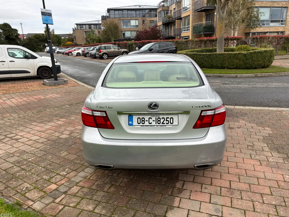 Lexus LS Saloon, Petrol Hybrid, 2008, Silver