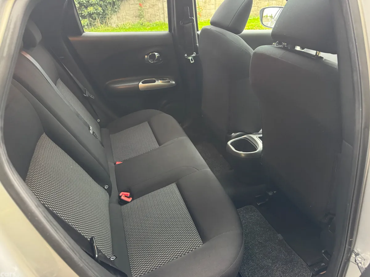 Nissan Juke SUV, Diesel, 2014, Silver