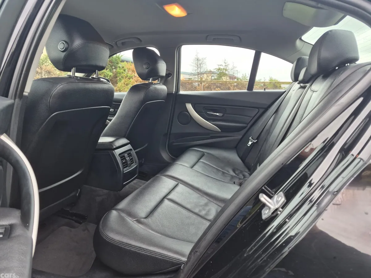 BMW 3-Series Saloon, Diesel, 2015, Black