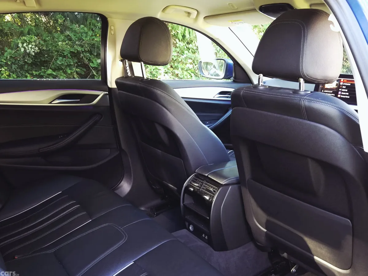 BMW 5-Series Saloon, Diesel, 2021, Blue