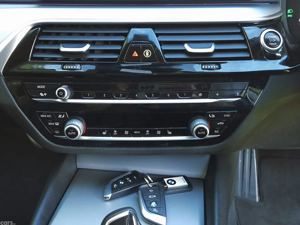 BMW 5-Series Saloon, Diesel, 2021, Blue