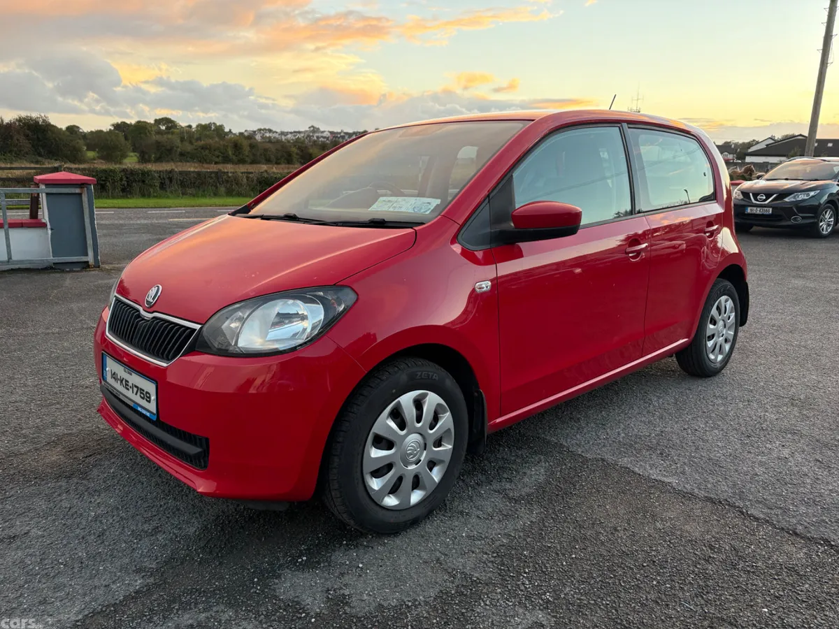 Skoda Citigo Hatchback, Petrol, 2014, Red