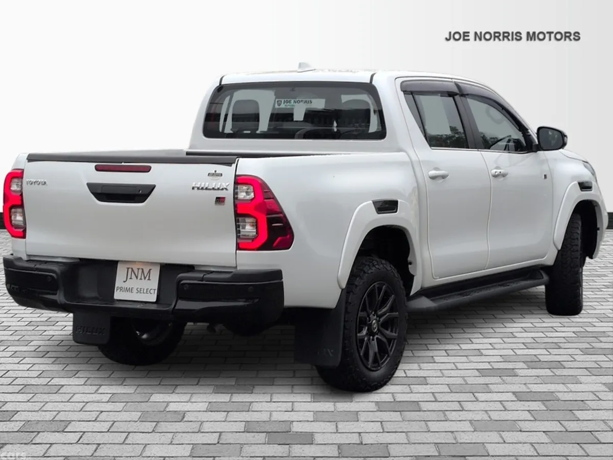 Toyota Hilux Pick Up, Diesel, 2024, White