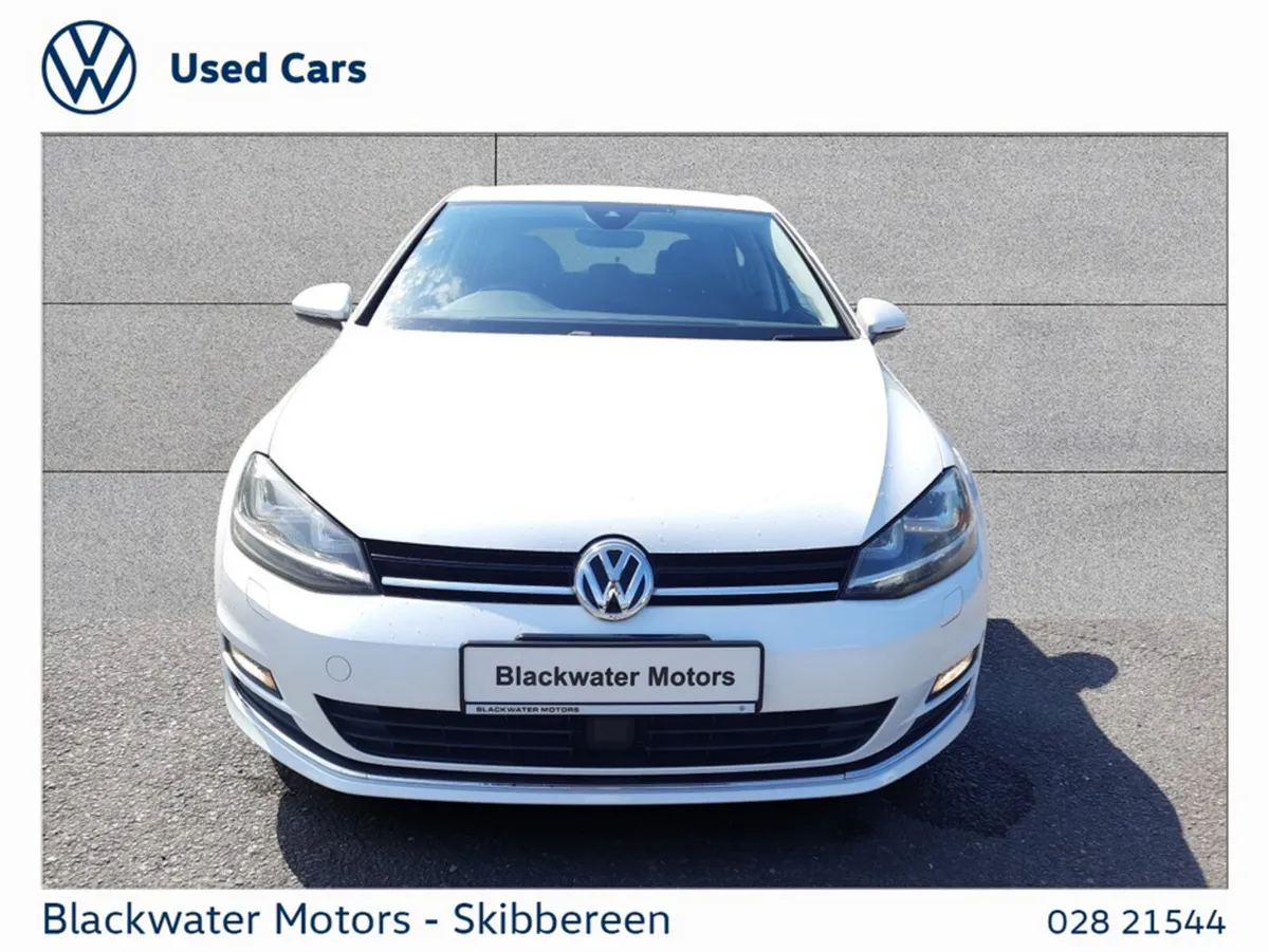 Volkswagen Golf Hatchback, Petrol, 2017, White