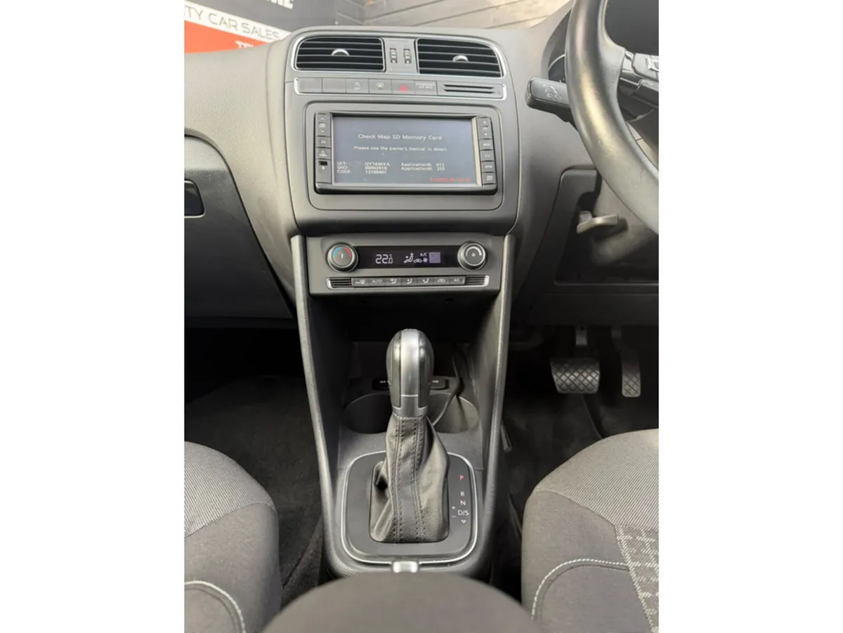 Volkswagen Polo Hatchback, Petrol, 2015, White