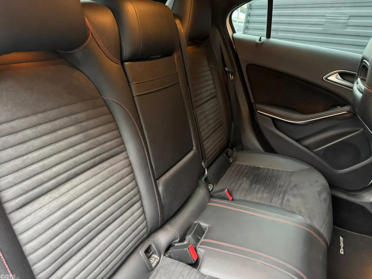 Mercedes-Benz A-Class Hatchback, Petrol, 2014, White