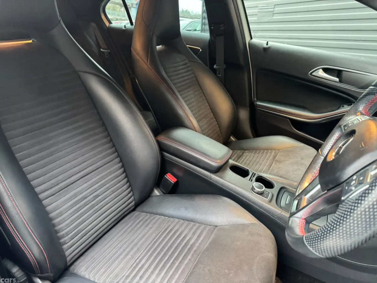 Mercedes-Benz A-Class Hatchback, Petrol, 2014, White