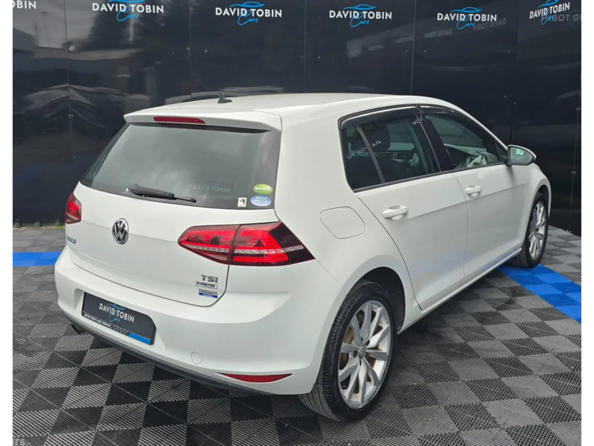 Volkswagen Golf Hatchback, Petrol, 2017, White