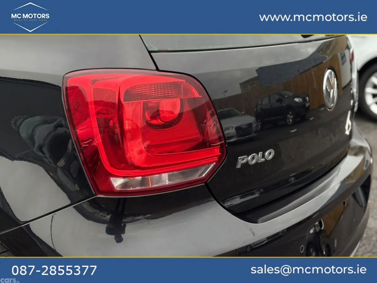 Volkswagen Polo Hatchback, Petrol, 2012, Black