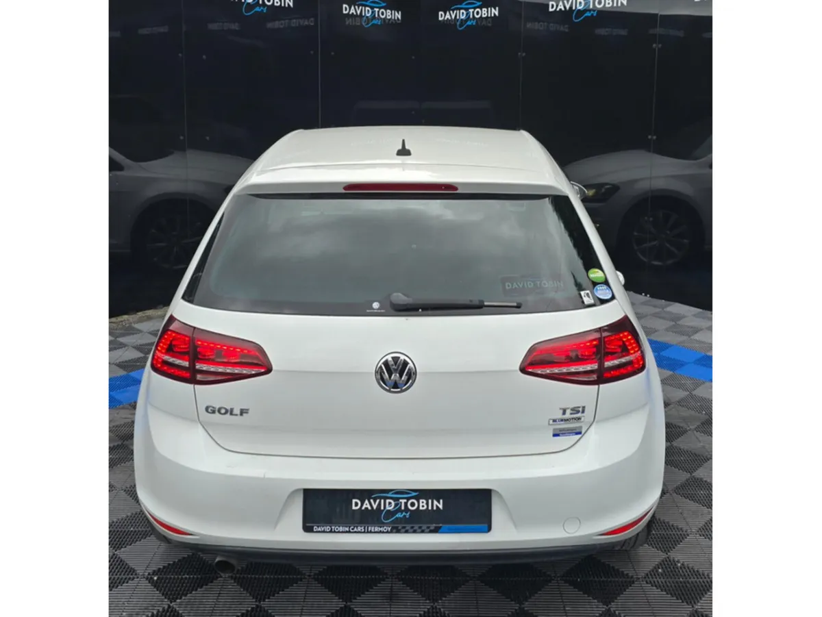 Volkswagen Golf Hatchback, Petrol, 2017, White