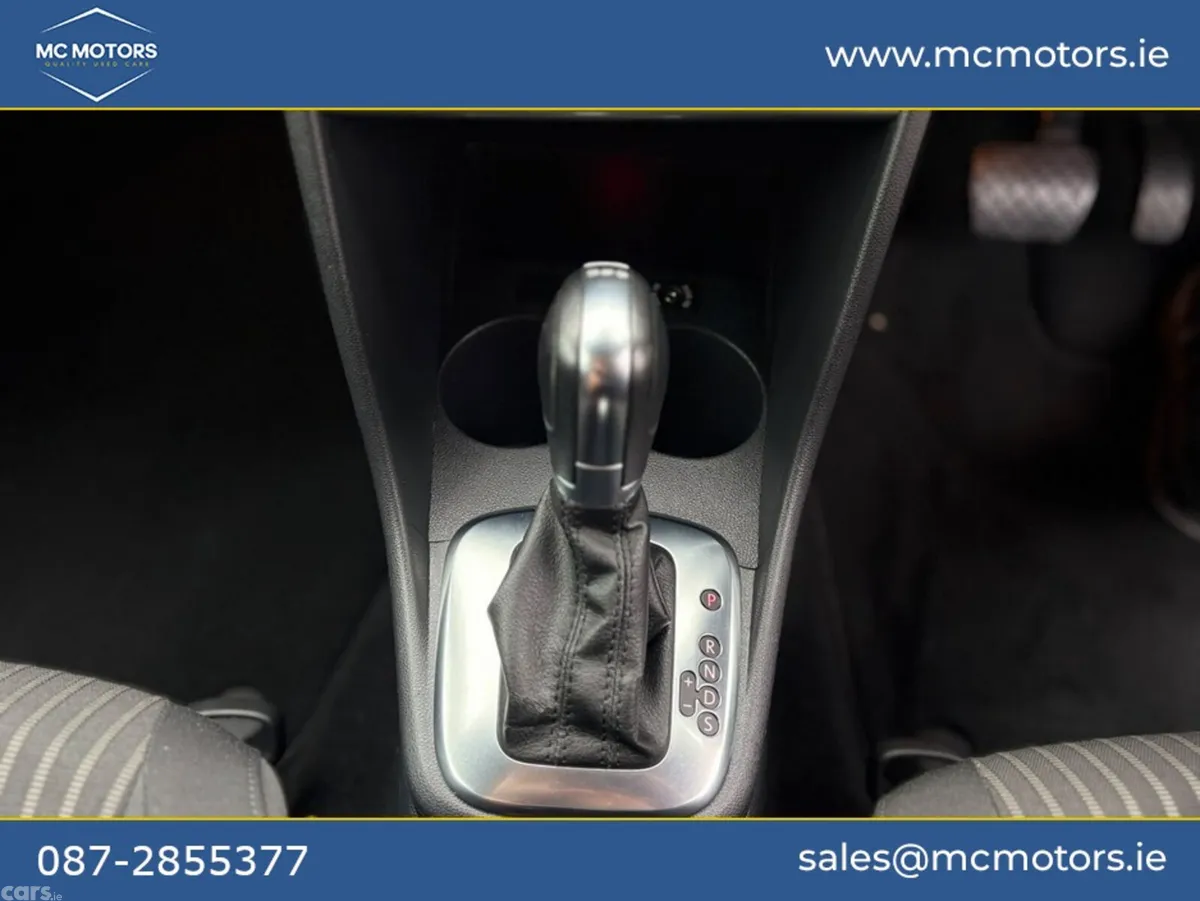 Volkswagen Polo Hatchback, Petrol, 2012, Black