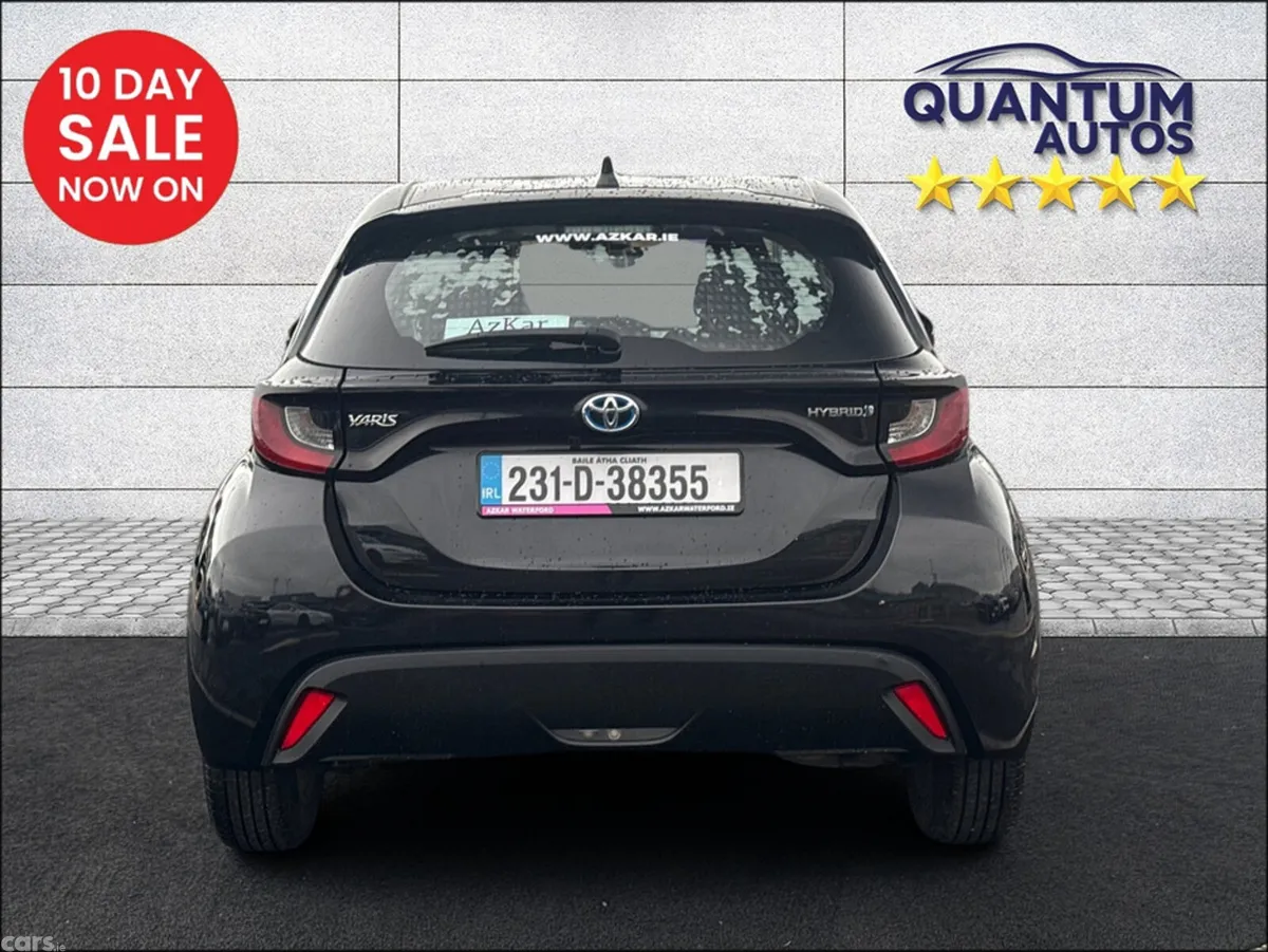 Toyota Yaris Hatchback, Petrol Hybrid, 2023, Black