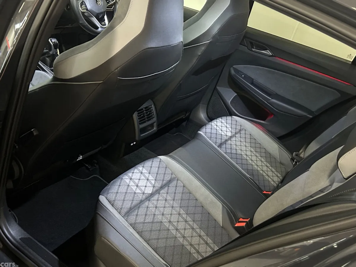 Volkswagen Golf Hatchback, Petrol, 2022, Grey