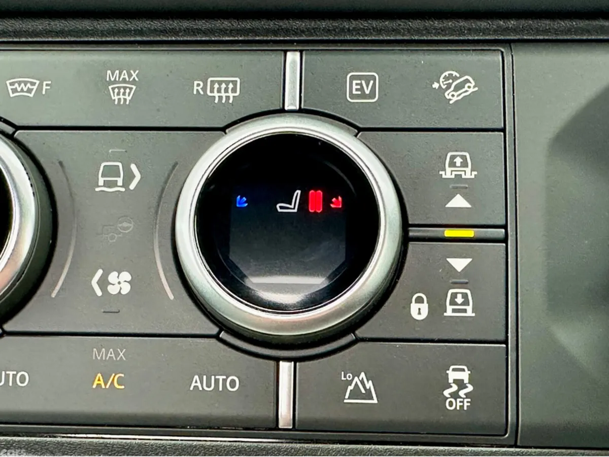 Land Rover Defender SUV, Petrol Plug-in Hybrid, 2025, Black