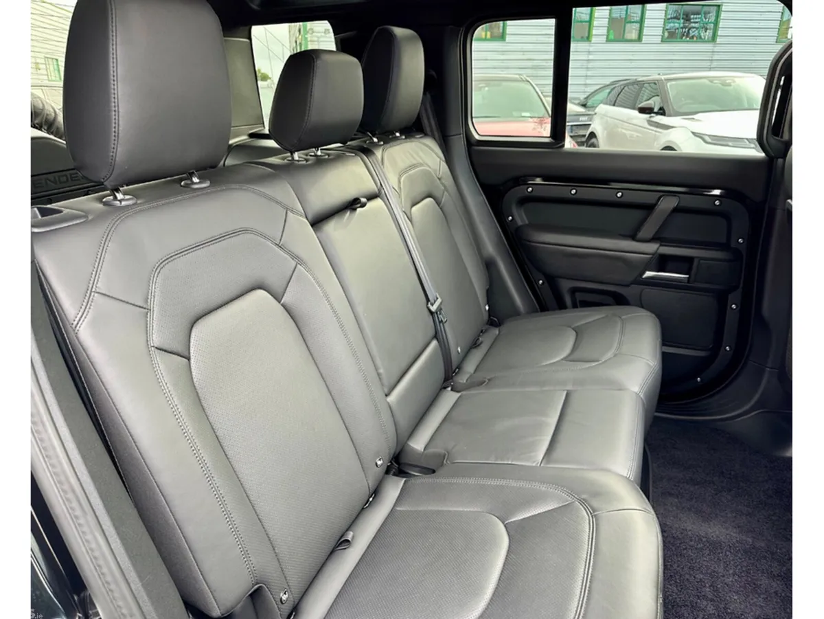 Land Rover Defender SUV, Petrol Plug-in Hybrid, 2025, Black