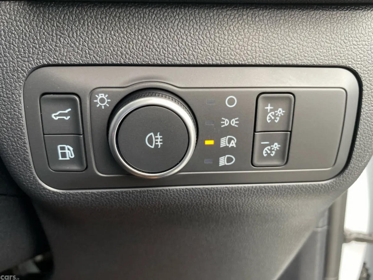 Ford Kuga SUV, Petrol Plug-in Hybrid, 2026, White