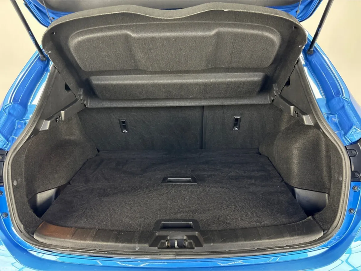 Nissan Qashqai MPV, Petrol, 2019, Blue