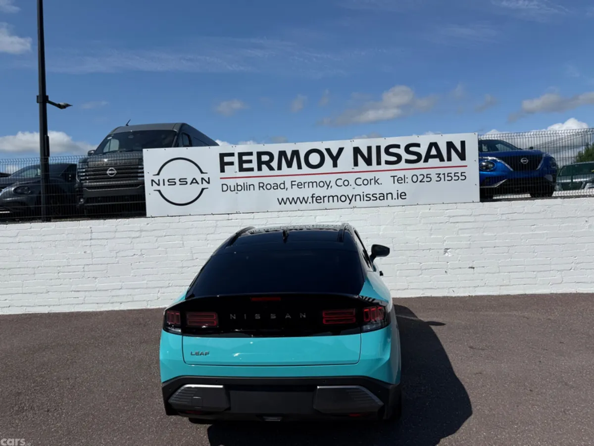 Nissan Leaf Hatchback, Electric, 2026, Blue