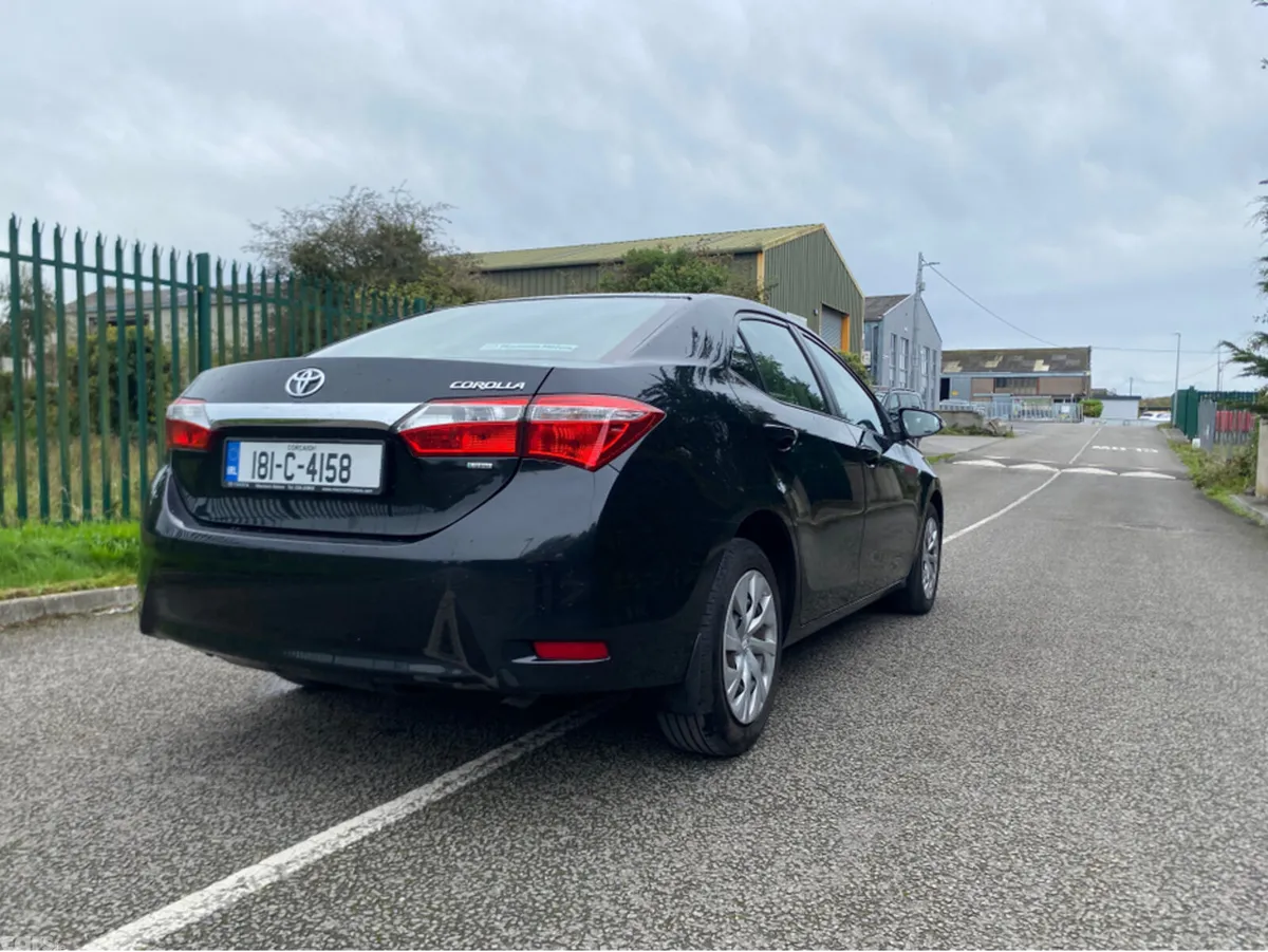 Toyota Corolla Saloon, Diesel, 2018, Black