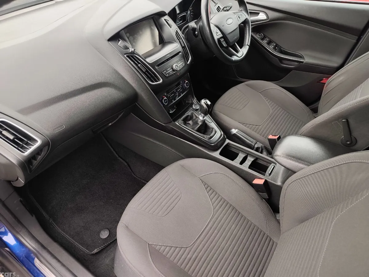Ford Focus Saloon, Diesel, 2016, Blue