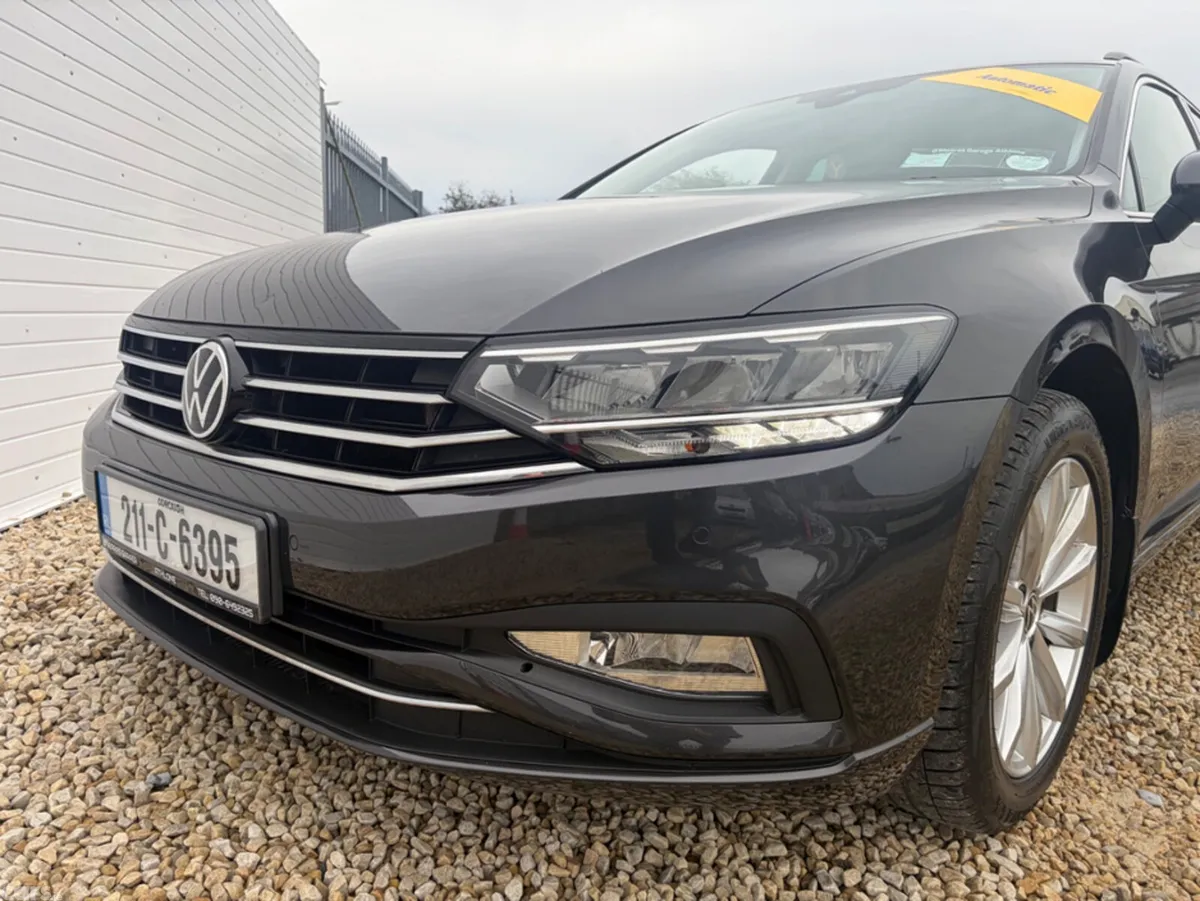 Volkswagen Passat Estate, Diesel, 2021, Grey