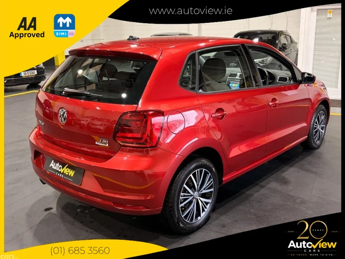 Volkswagen Polo Hatchback, Petrol, 2016, Red