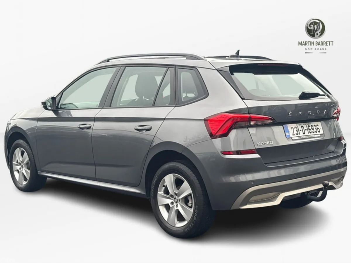 Skoda Kamiq Hatchback, Petrol, 2023, Grey