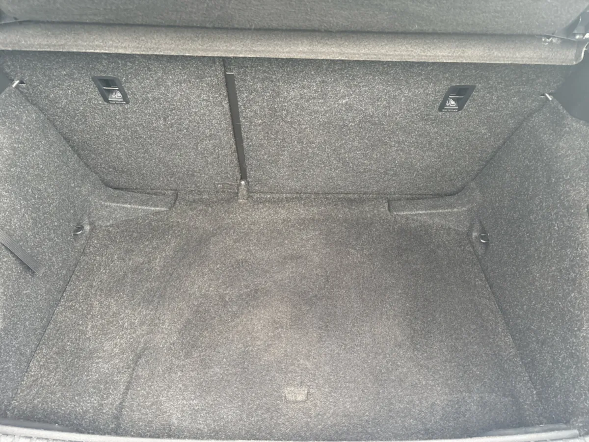 Skoda Kamiq Hatchback, Petrol, 2023, Grey