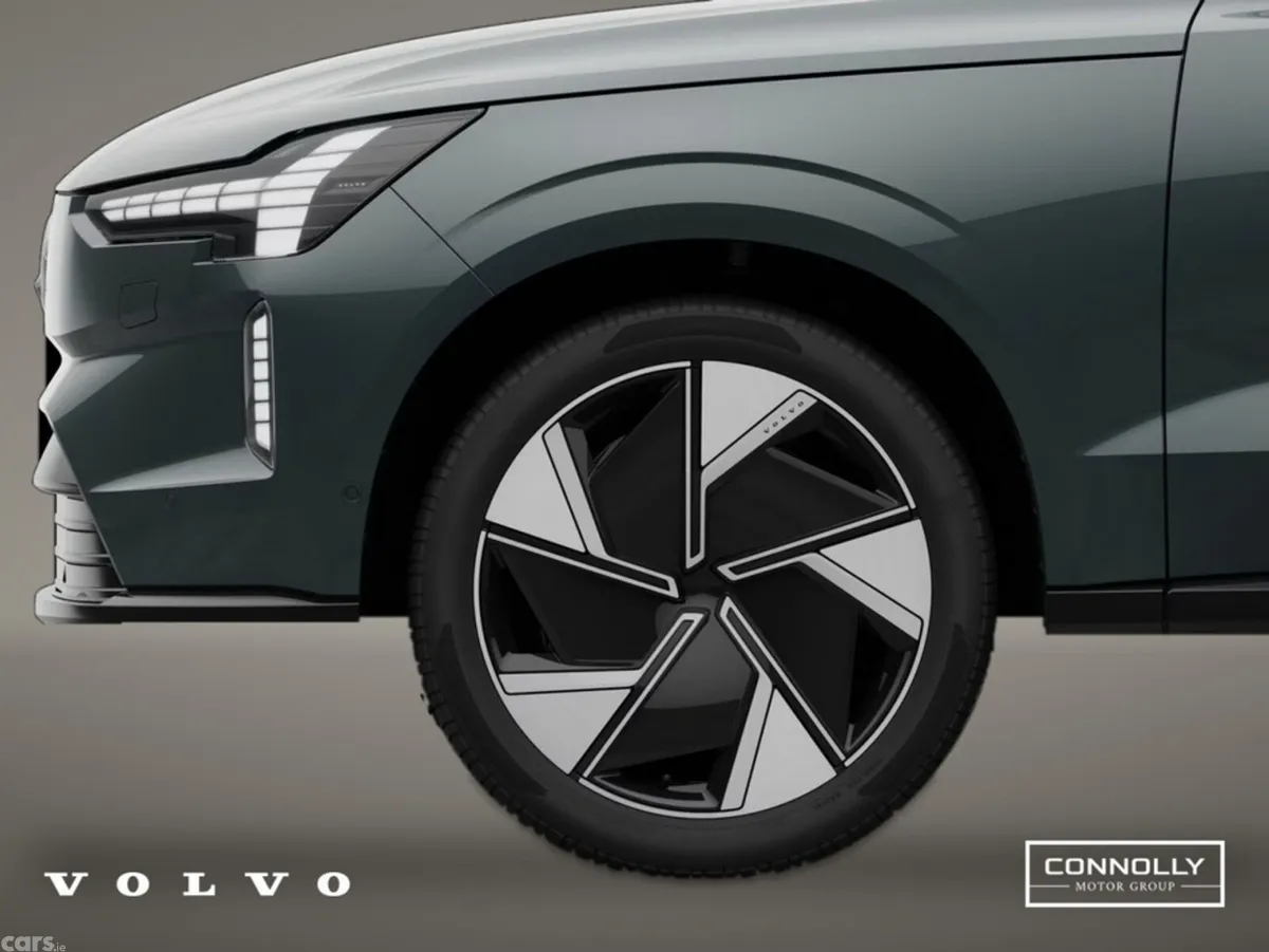 Volvo EX90 SUV, Electric, 2027, Green
