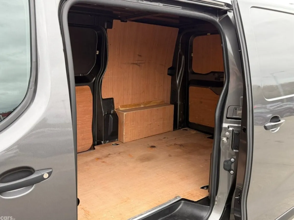 Citroen Dispatch Van, Diesel, 2023, Grey