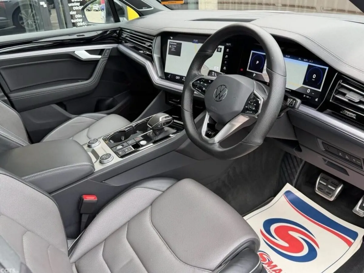 Volkswagen Touareg SUV, Diesel, 2021, Silver