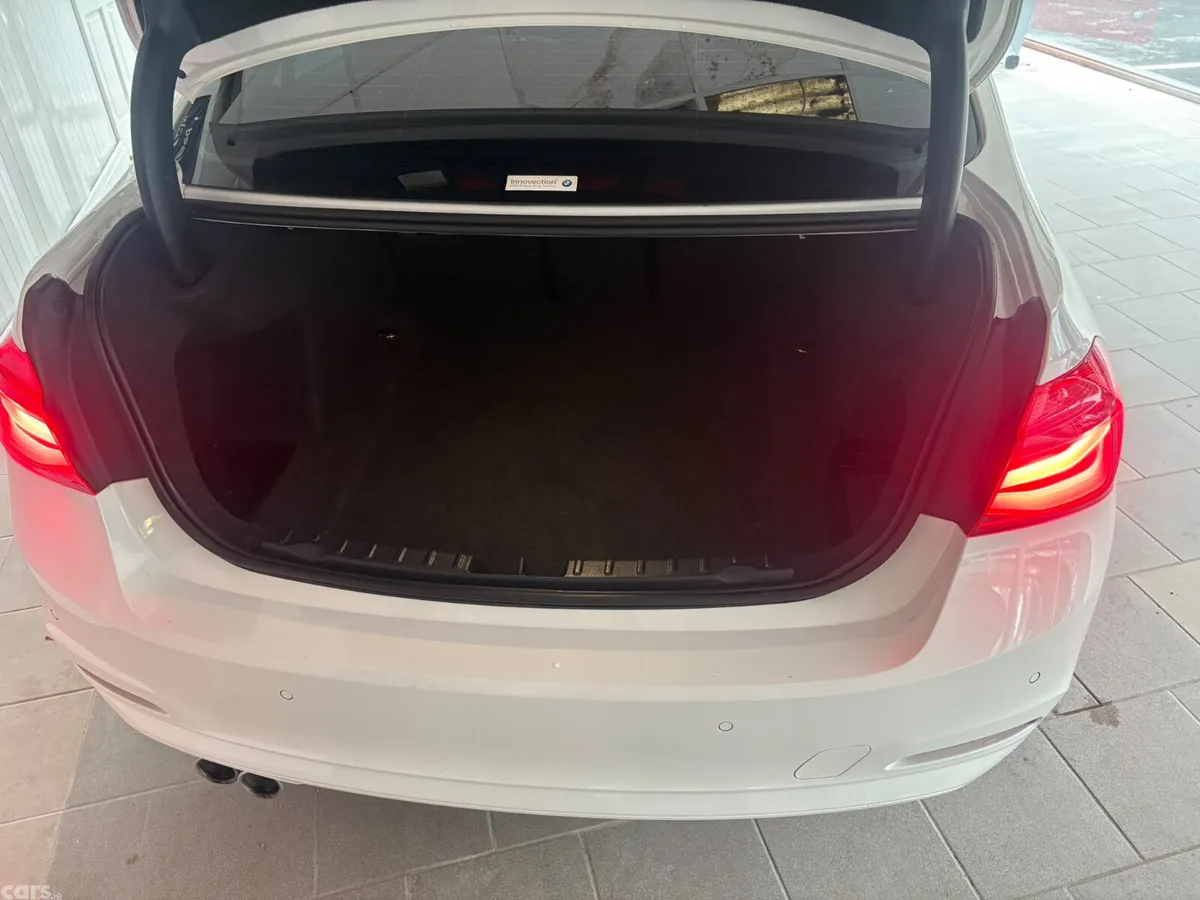 BMW 3-Series Saloon, Diesel, 2017, White