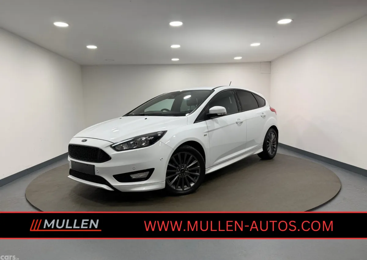 Ford Focus Hatchback, Diesel, 2017, White