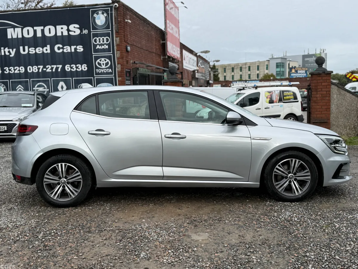 Renault Megane Hatchback, Petrol Plug-in Hybrid, 2021, Grey